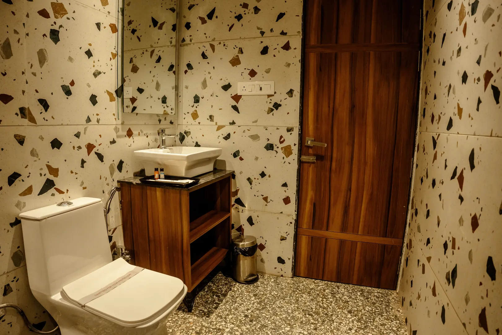 Executive Room — Traditional Carved Alcoves